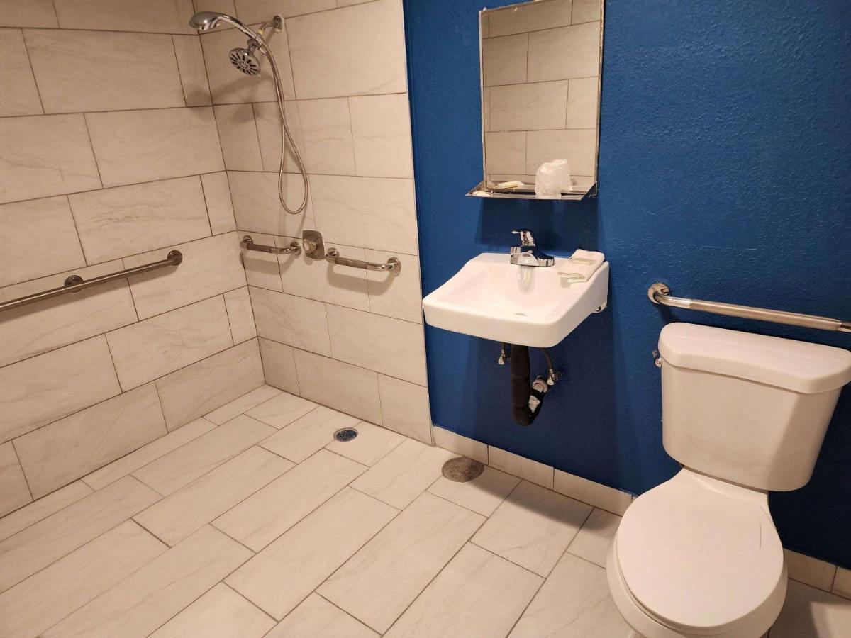 Travelodge By Wyndham Stockton Luaran gambar